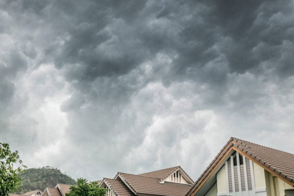 how to protect your roof before a hurricane